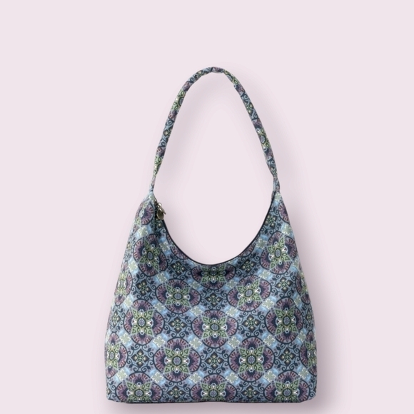 Sakroots Atlas Hobo Bag Vegan Purse Lightweight Spacious Floral Pattern NEW - Picture 3 of 12